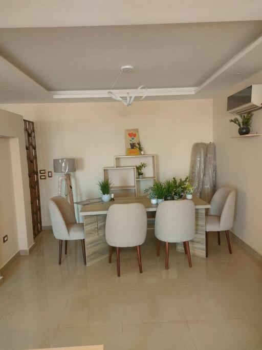 Luxurious Cairo Festival Star Apartment Bagian luar foto